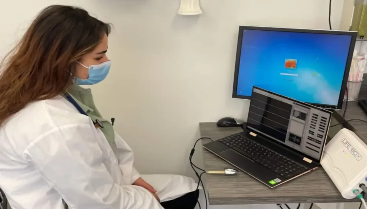 Tunus'tan devrim niteliğinde sağlık teknolojisi: Uzaktan tıbbi analiz yapan cihazla hastalar laboratuvara gitmeden sağlık taraması yaptırabilecek!