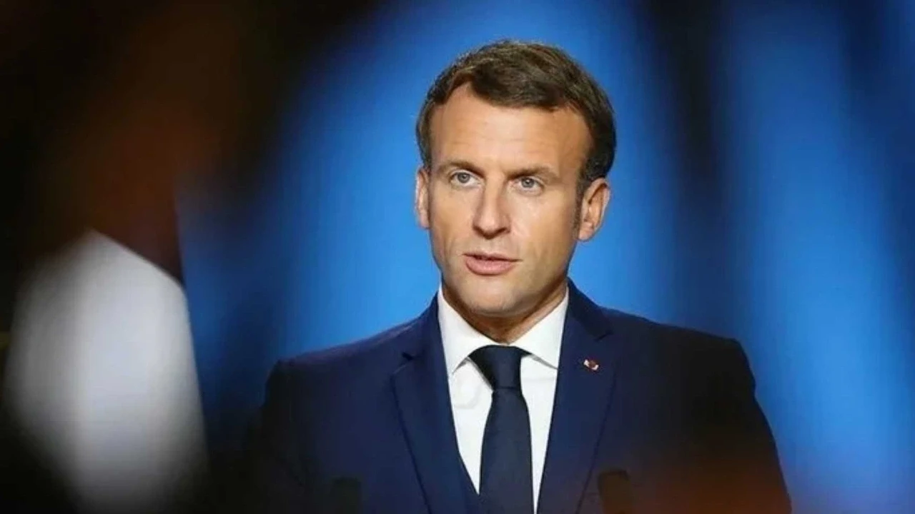 Batı’nın Politikaları Çöktü mü? Macron’dan Rejim Değişikliği İtirafı