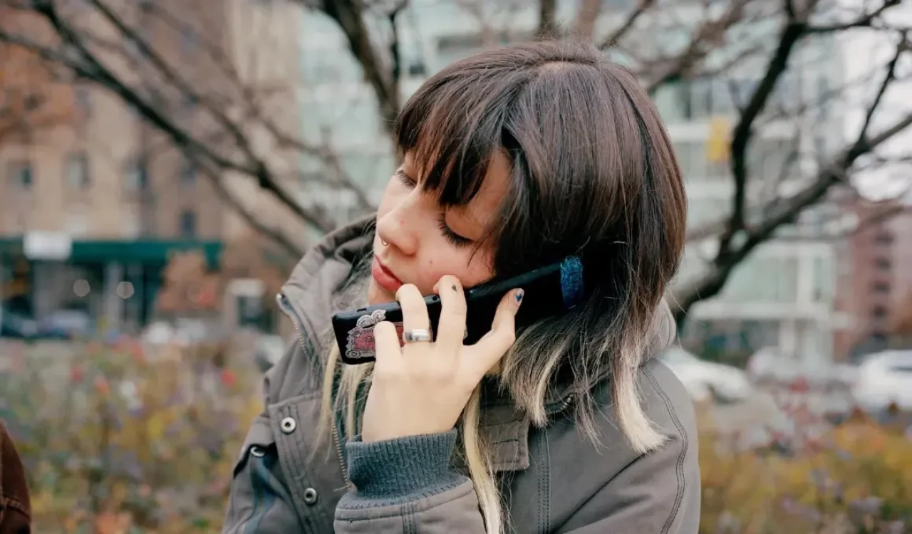 Yeni Trend: “Akılsız Telefon” Akımı Büyüyor!