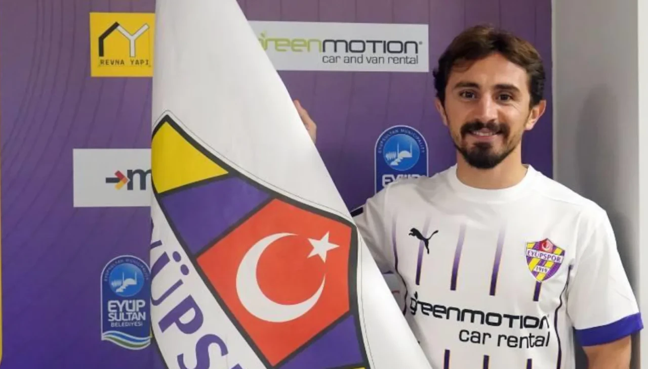 Eyüpspor'da yaprak dökümü: Recep Niyaz'a da veda edildi!