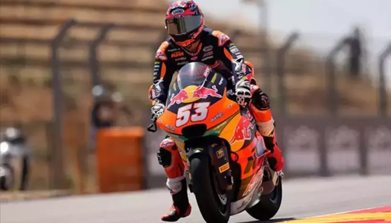 Deniz Öncü Hollanda’da sahne alıyor: Hedef podyum!