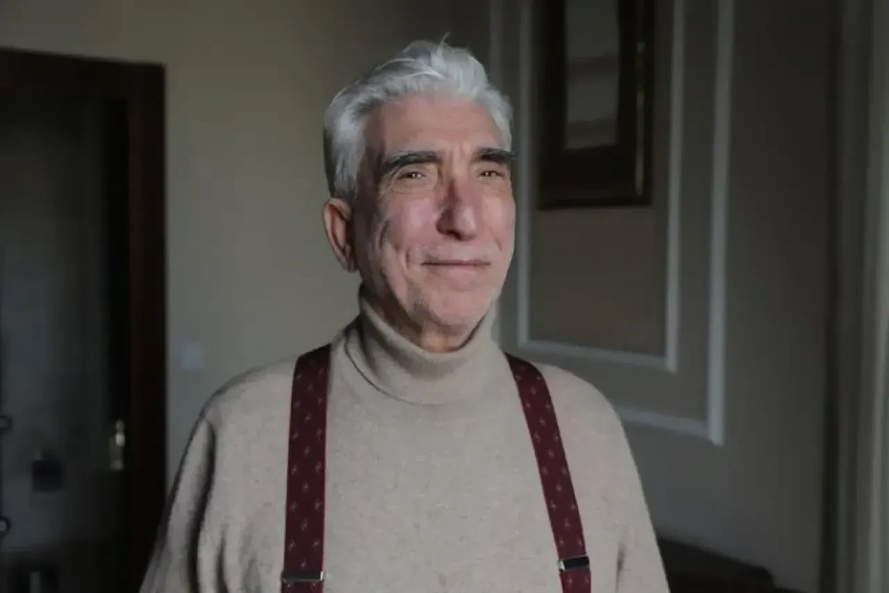 Cezmi Baskın kimdir, aslen nereli, kaç yaşında, evli mi, eşi kim? Tiyatrodan televizyona uzanan kariyeri