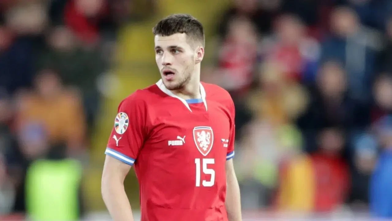 David Jurasek Kimdir? Beşiktaş'ın Yeni Sol Bek Transferi Hakkında Her Şey