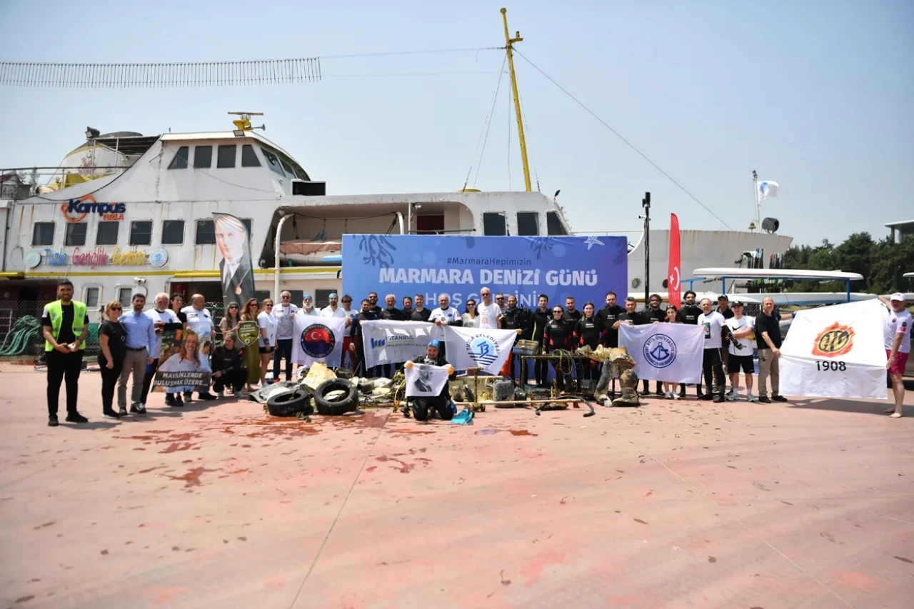Marmara İçin Bir Nefes Daha: Gönüllü Dalgıçlardan Tuzla’da Örnek Temizlik Dalışı