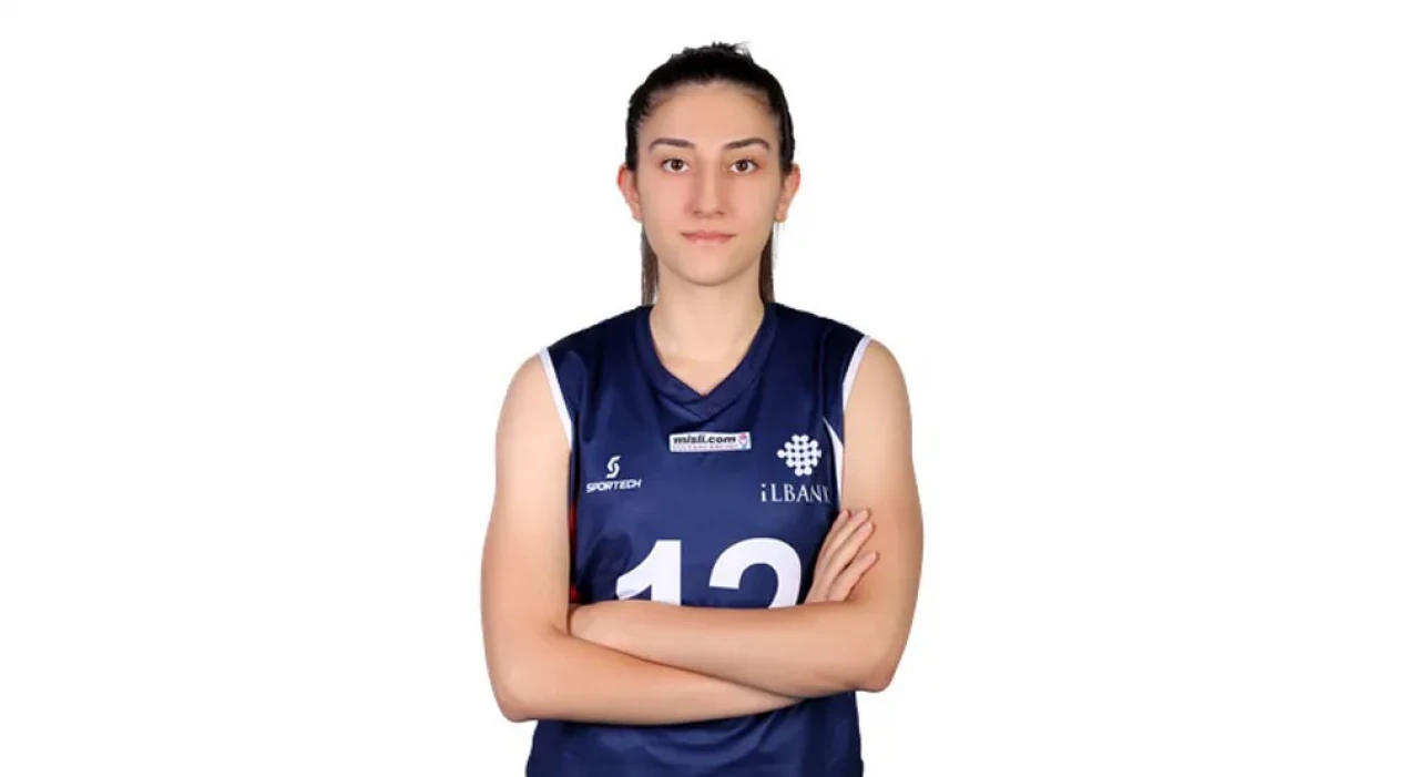 Yaprak Erkek kimdir, kaç yaşında, aslen nereli, boyu ve kilosu? Milli voleybolcunun hayatı ve kariyeri