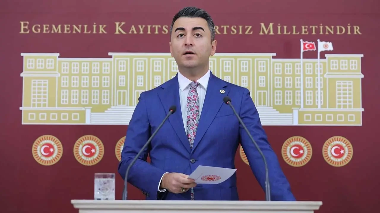 Cem Avşar Alevi Mi? Siyasette Kimliğini Açıkça Ortaya Koyan Bir Milletvekili