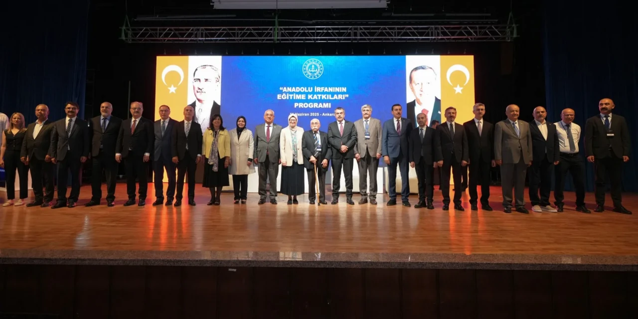 Tekin: "Cemevi Başkanlığı, Eğitimde Zihniyet Devrimi"