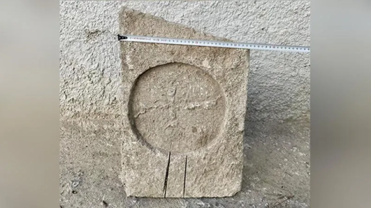 Kırşehir’de Bizans dönemine ait mezar steli ele geçirildi