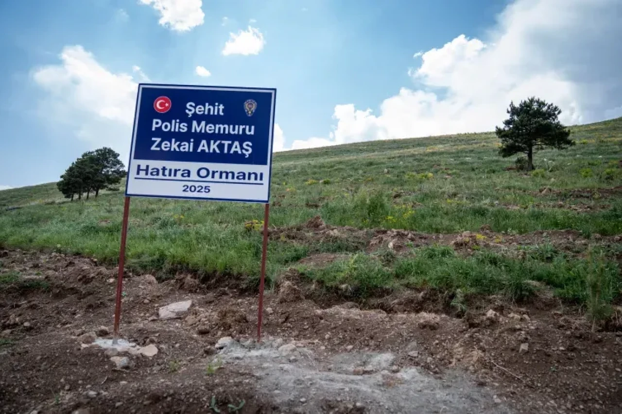 Annesinin Son Arzusuydu… Şehit Polis İçin 1000 Fidan Toprakla Buluştu!