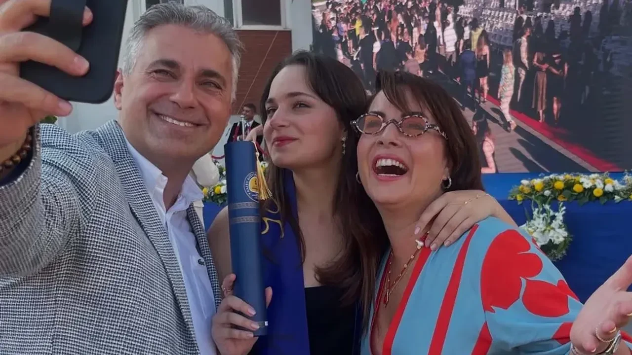 Dalin Midyat Kimdir? Zeynep Kavin’in Mezuniyetiyle Gündeme Geldi