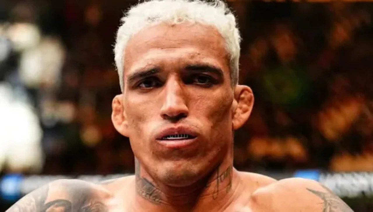 Charles Oliveira Kimdir? Yoksulluktan UFC Efsanesine Uzanan Bir Hayat Hikayesi