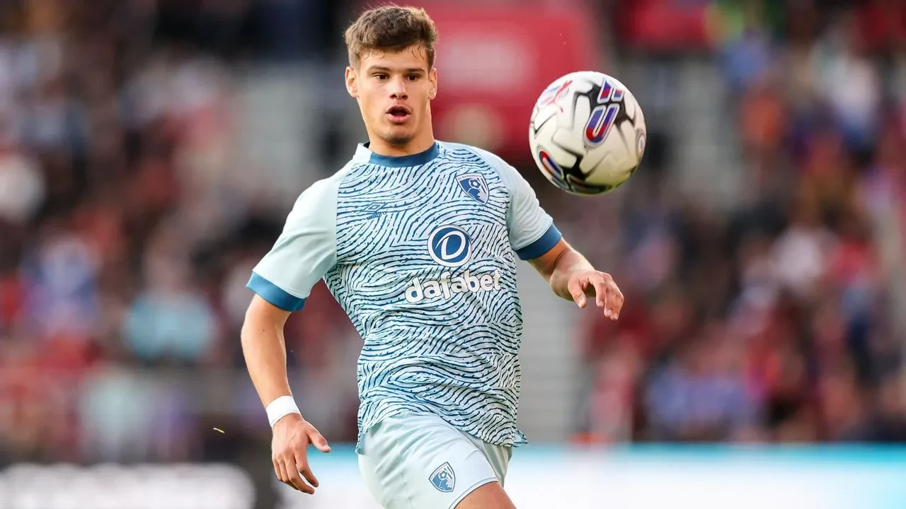 Liverpool, Milos Kerkez transferinde sona yaklaştı