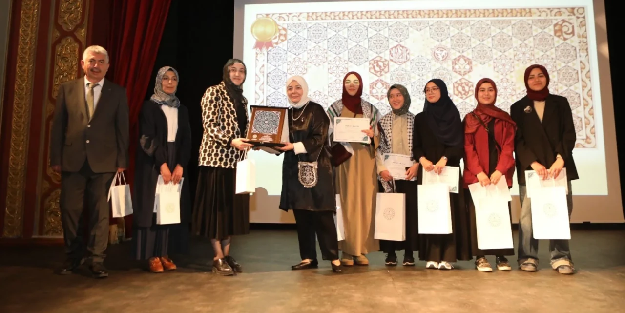 Kalemkar okullar projesi ile Türk İslam sanatı canlanıyor