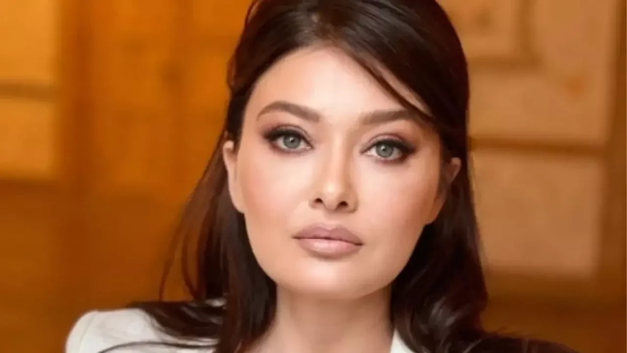 Nurgül Yeşilçay Kimdir? Tiyatrodan Sinemaya Uzanan Başarı Dolu Yolculuğu