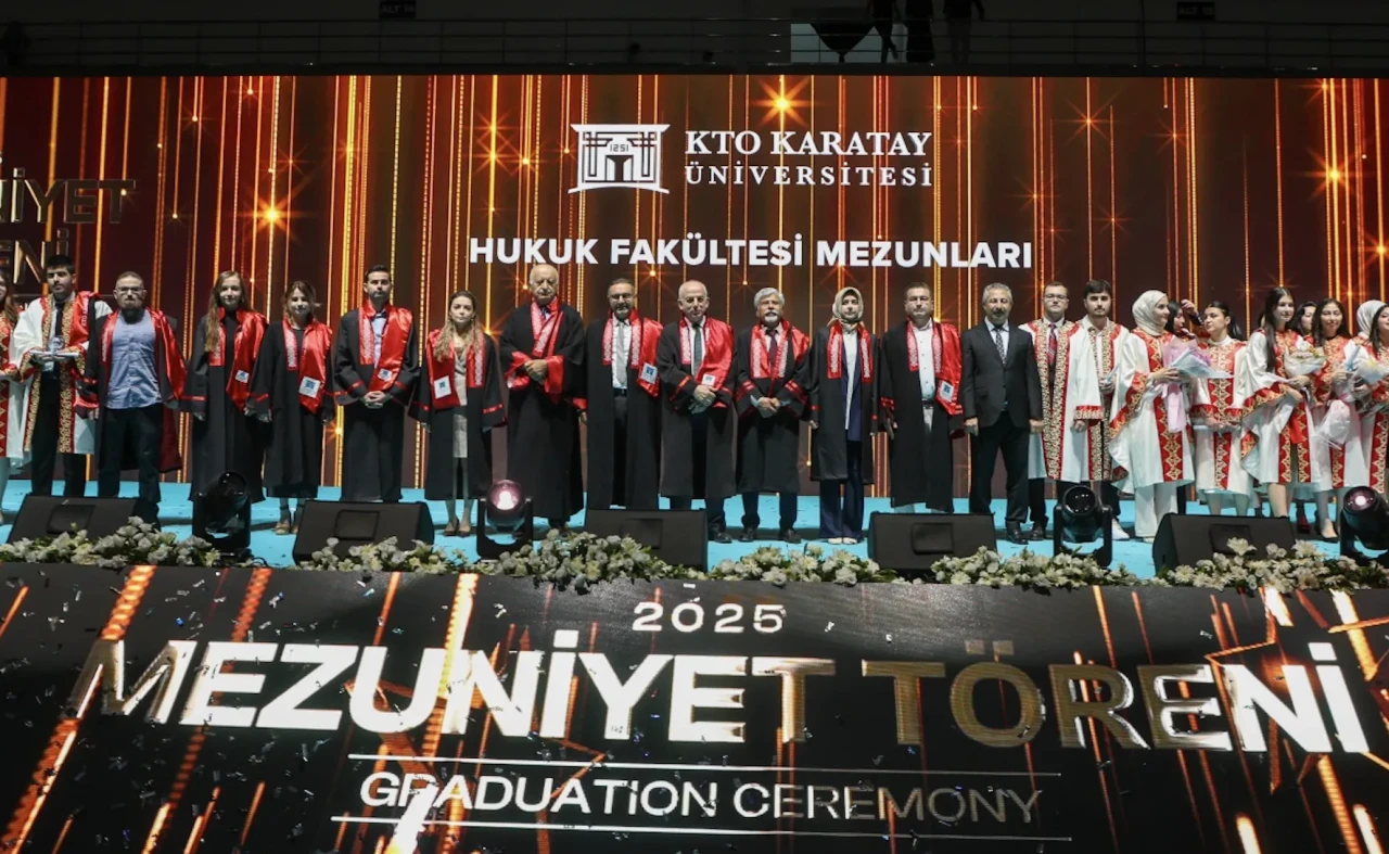 KTO Karatay Üniversitesi’nden 1.680 Mezun: Geleceğe Umutla Yürüdüler!
