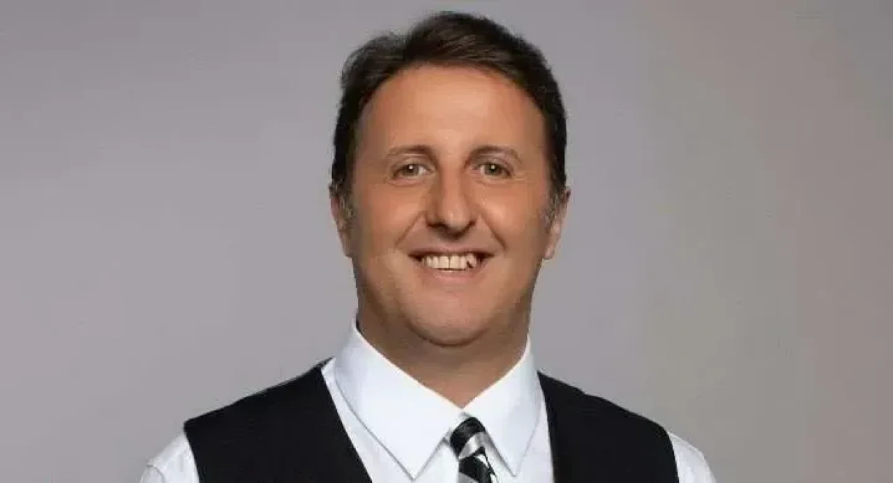 Yeteneksizsiniz İlker Ayrık kimdir, kaç yaşında, aslen nereli, boyu ve kilosu? İşte hayatı ve sunuculuk kariyeri