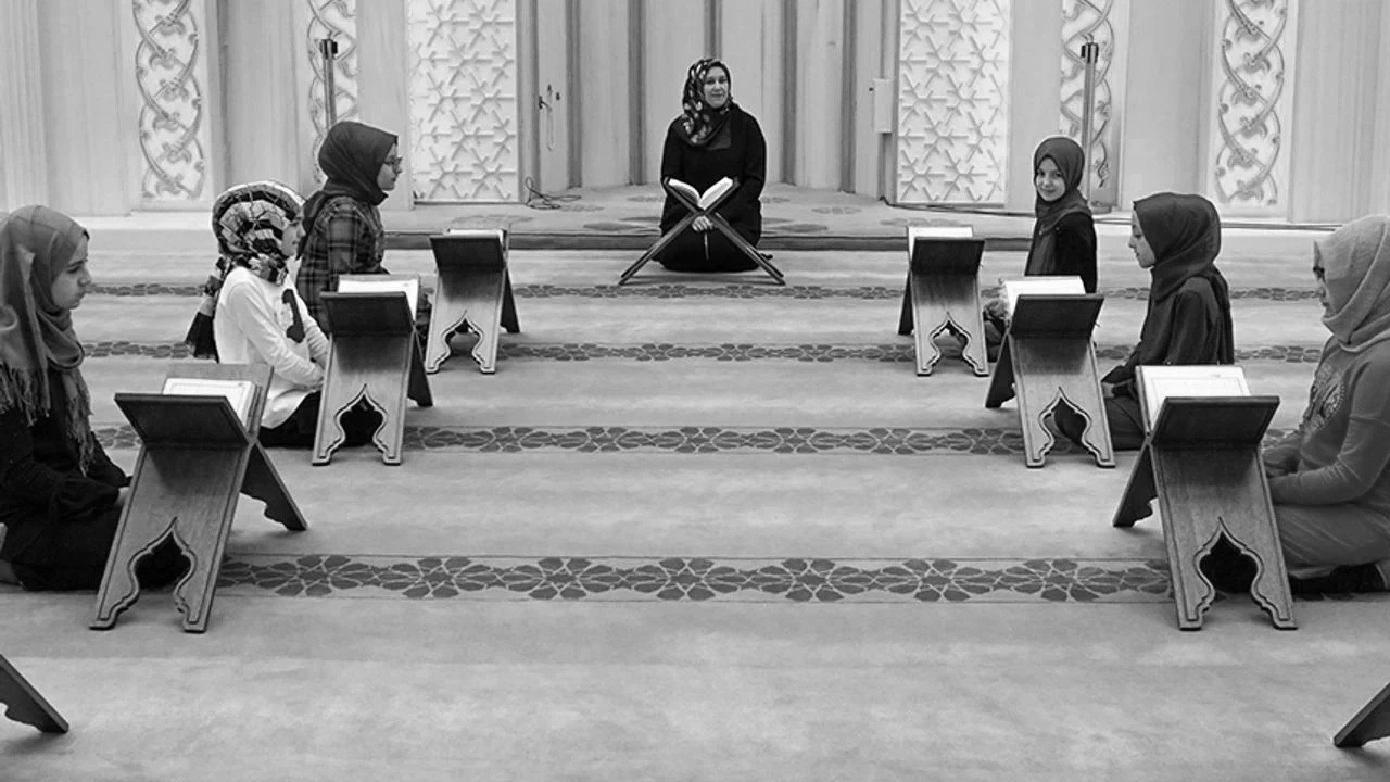 Diyanet yaz Kur’an Kursu 2025 başlıyor: Camilerde kayıtlar ne zaman, kimler katılabilir?