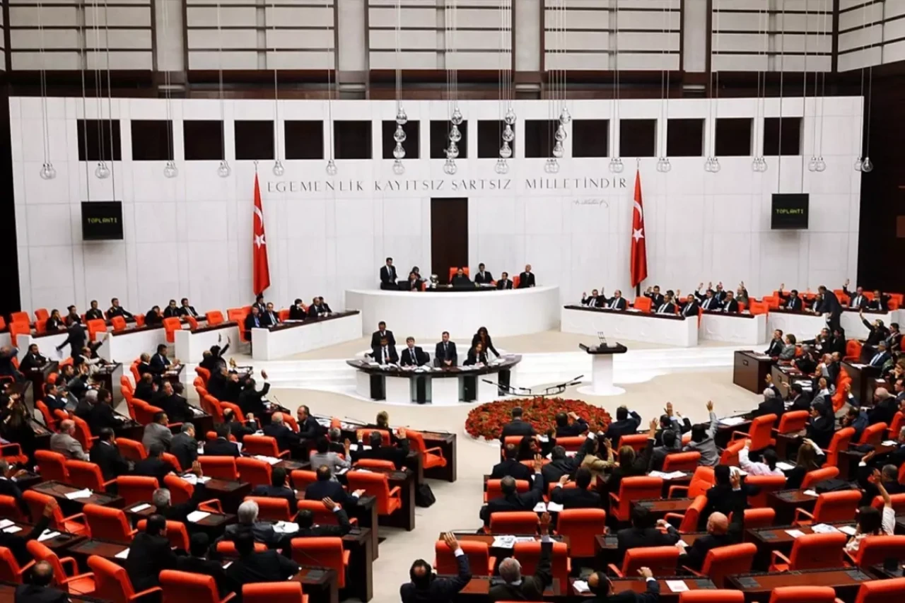 Enerji ve Maden Yasası neleri değiştiriyor? Ruhsatlar, izin süreçleri ve devlet payında ne var?