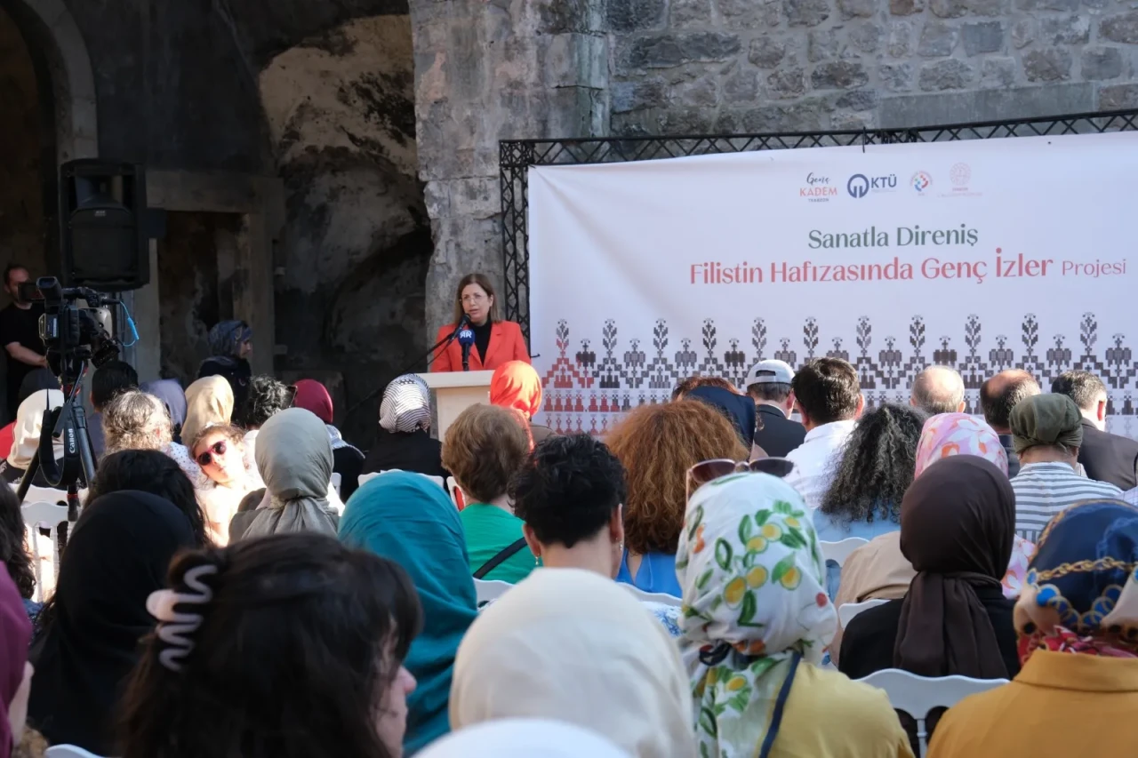 Bir fırça darbesiyle Kudüs: Genç kalemlerden sessiz çığlık