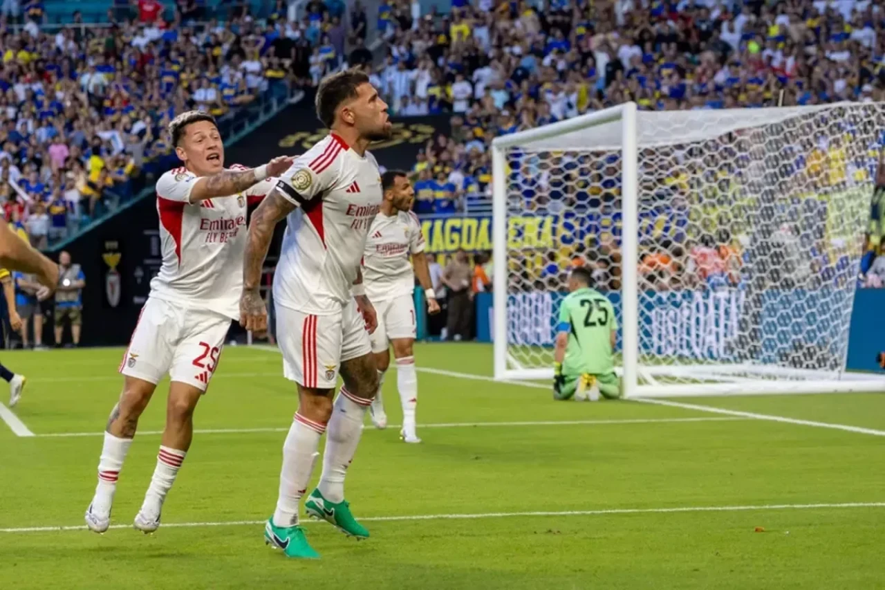 Böyle maç görülmedi! Tam tamına 4 saat 15 dakika sürdü