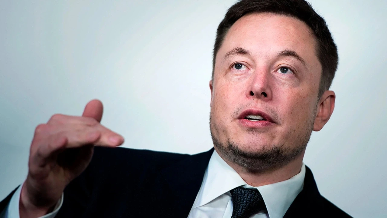Elon Musk’tan büyük hamle: XChat ile mesajlaşma tarihe karışıyor!