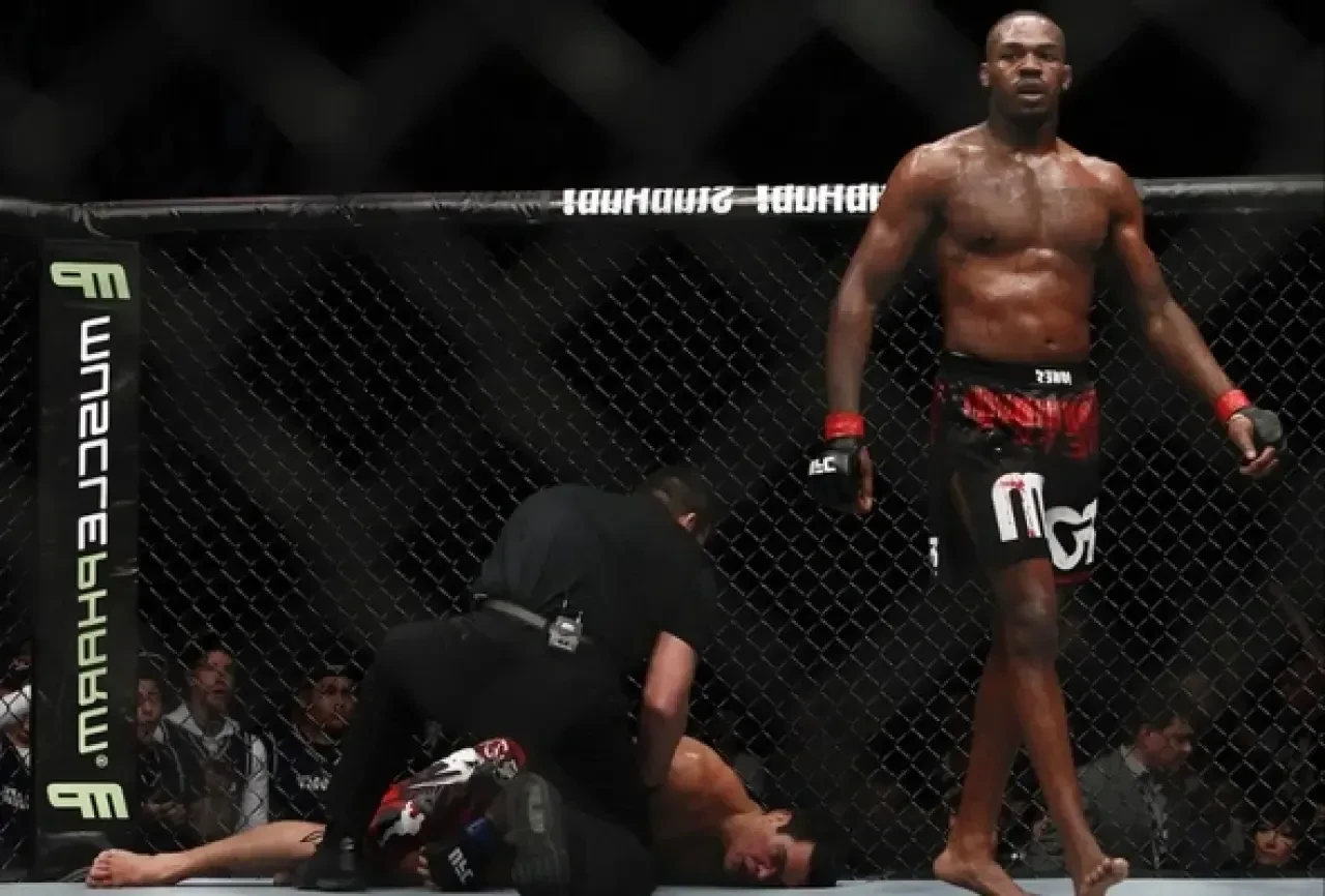 Jon Jones emekli mi oldu? “GOAT” Tartışmalarının Odağında: Jon Jones’un Rekorları, Başarıları ve Skandalları