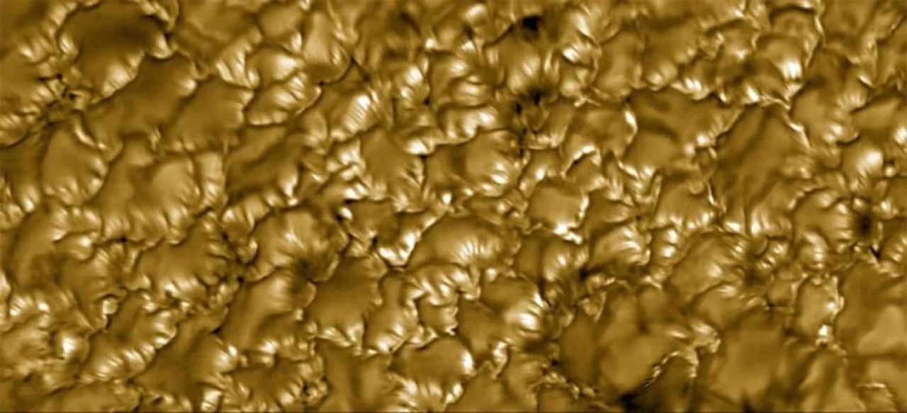 Güneş'in en keskin görüntüsü gizli manyetik şeritleri ortaya çıkardı