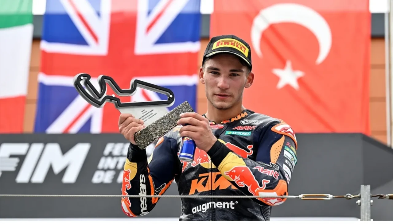 Deniz Öncü Tarih Yazdı: Moto2’de İlk Türk Zaferi!