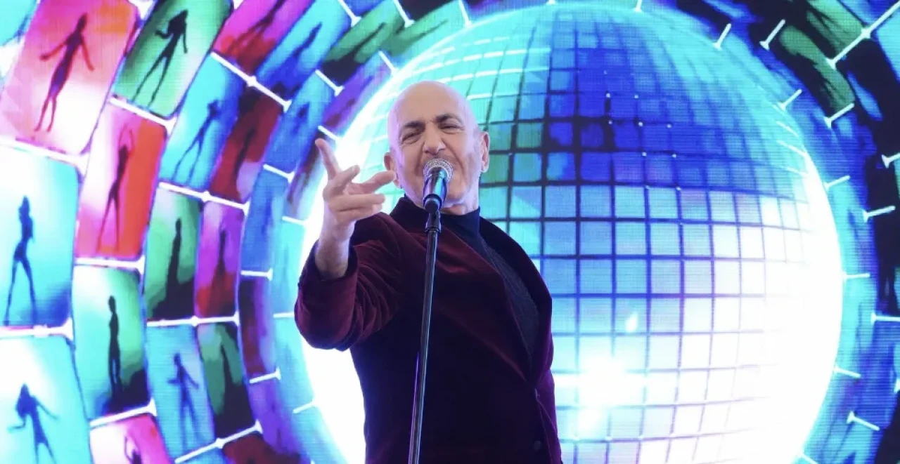 Eurovision Partisinde Türkiye Rüzgârı: Serhat Hacıpaşalıoğlu Sahneye Damga Vurdu!