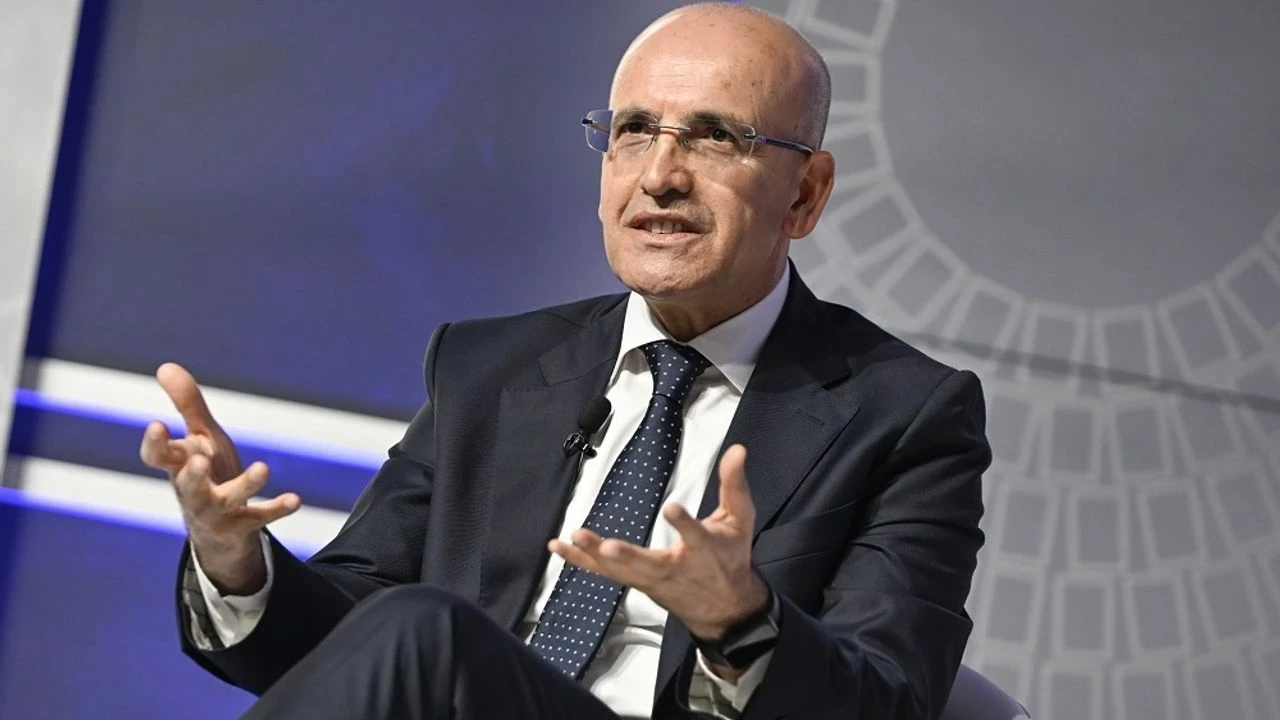 Mehmet Şimşek’ten istifa iddialarına gülümseten yanıt
