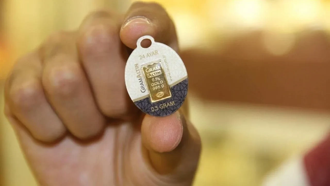 'Altın şaşırtıcı derecede ucuz' dedi! Gram altında yükseliş tarihi verdi