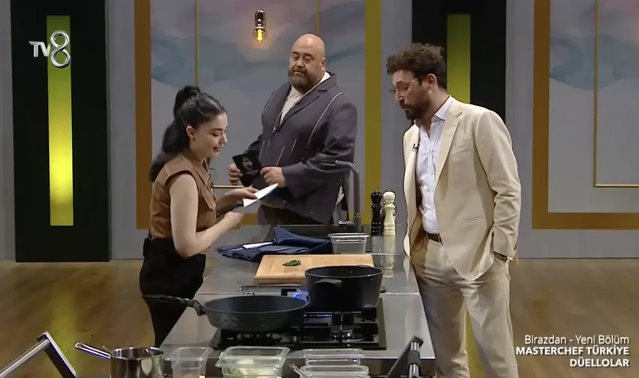 Berrak Bektaş Kimdir? Kuzu Sırt ve İlikli Buğdayla Gelen Başarı: MasterChef'te Berrak Bektaş Rüzgârı