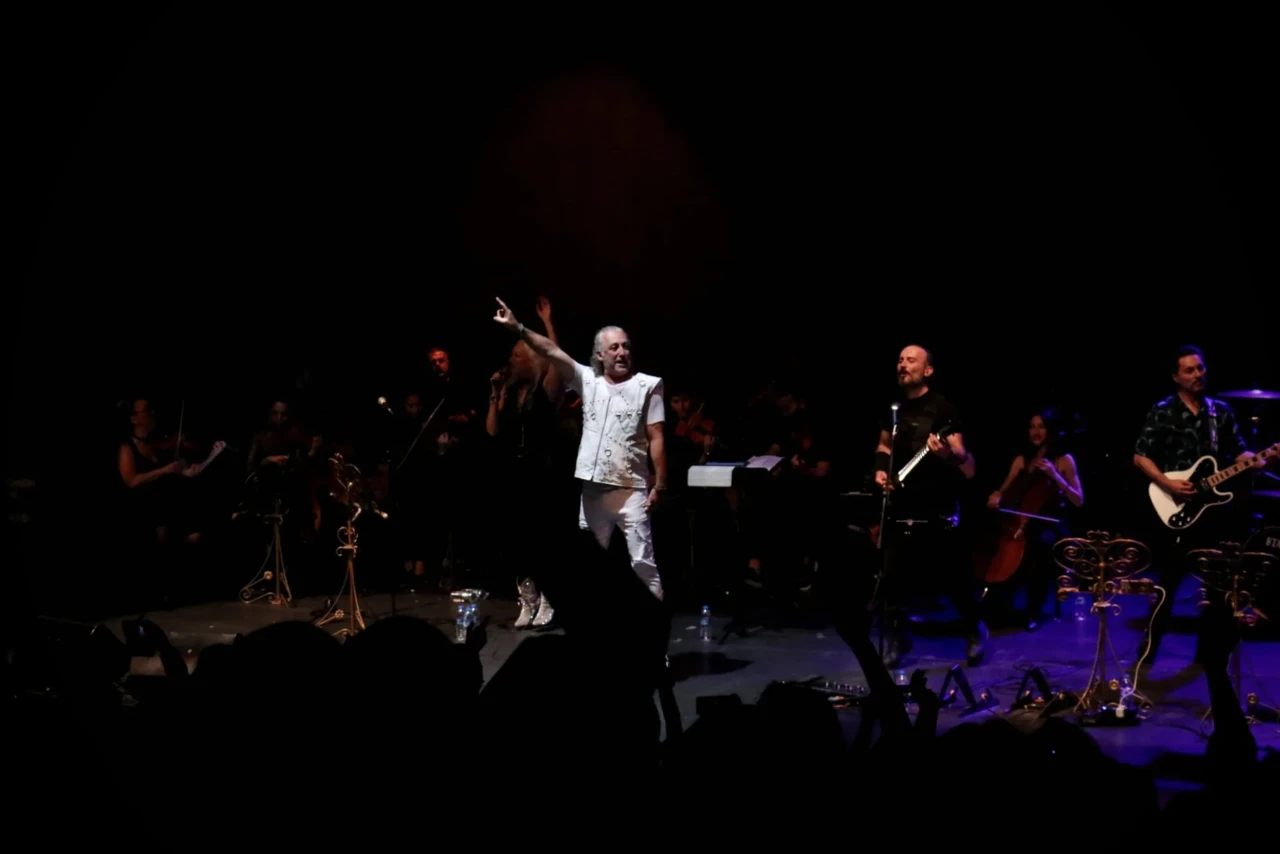 Senforock Orkestrası’ndan Samsun’da rock rüzgârı