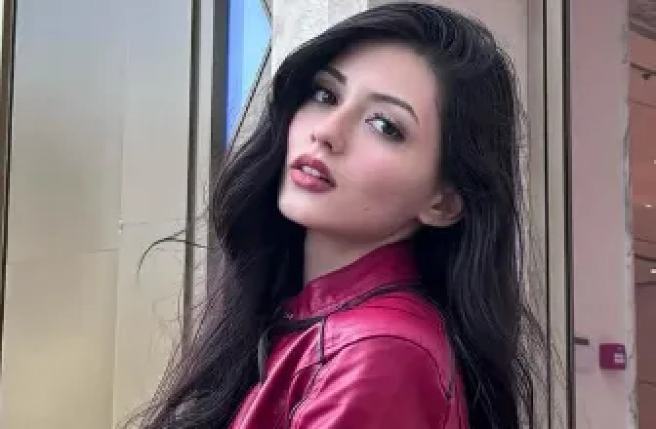 Alya Vural Kiminle Evli, Sevgilisi Var Mı, Eşi? İşte Sosyal Medya Fenomeni Zeydcarey’in Özel Hayatı