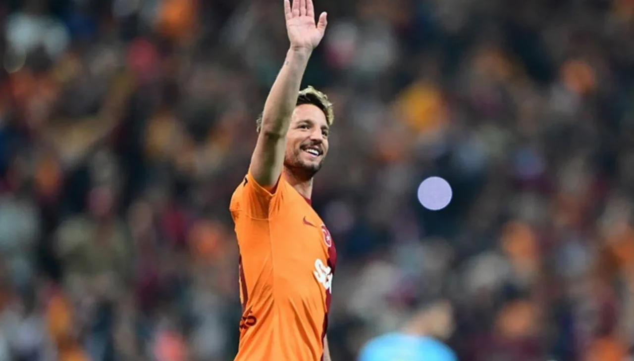 Dries Mertens futbola veda ediyor!