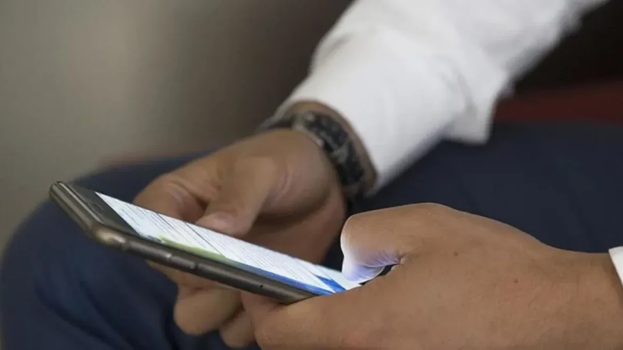 Telefonunuz dinleniyor olabilir! Bu 7 belirtiye dikkat: Kullanan herkes risk altında