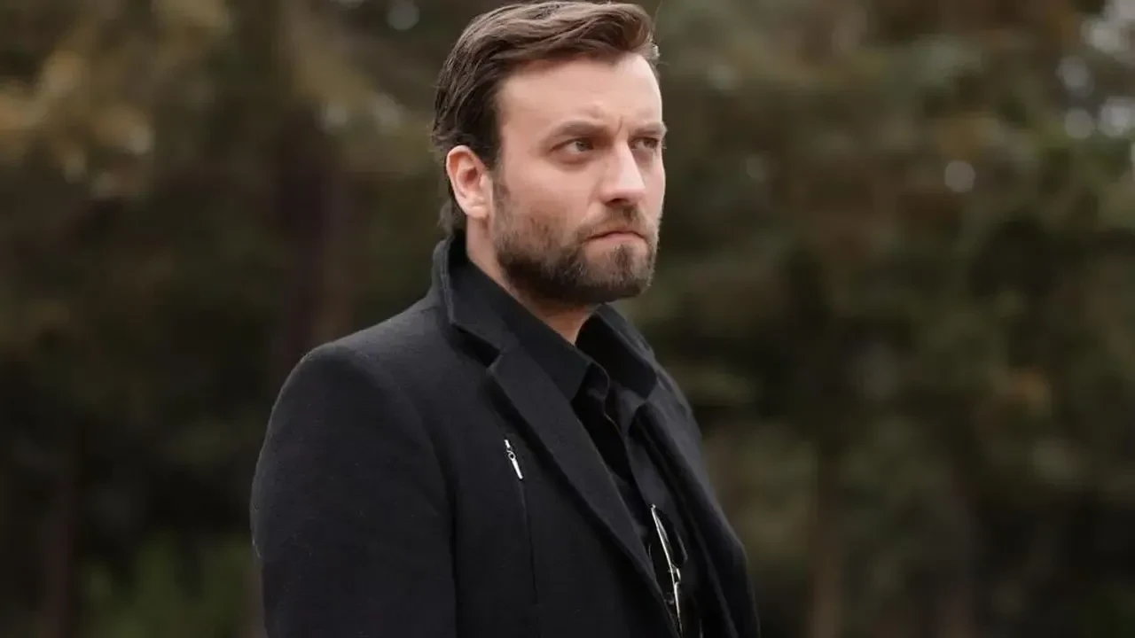 Ersoy Nezir Çınarlı kimdir? 33 Yaşında Bir Başarı Hikayesi: Ersoy Nezir Çınarlı’nın Yükselişi ve Gelecek Projeleri