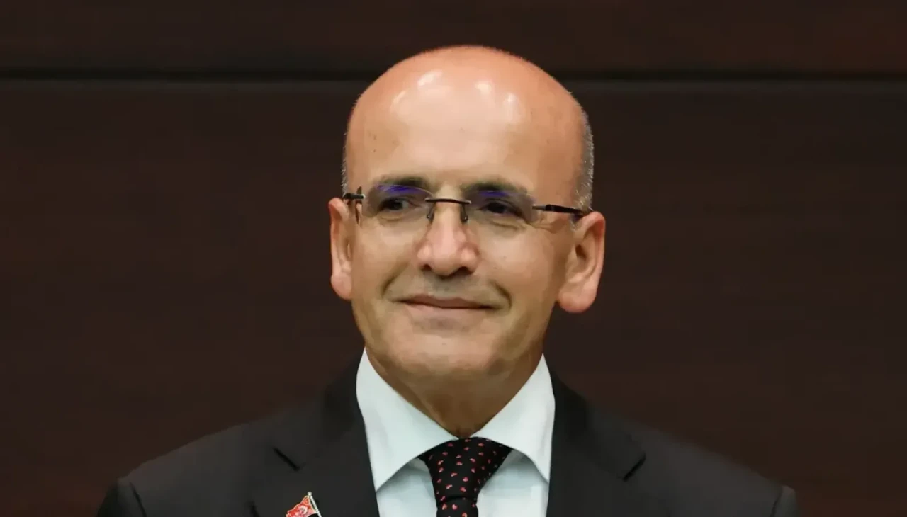 Bakan Mehmet Şimşek: 'Enflasyon beklentileri geriliyor, program hedefe yaklaşıyor'