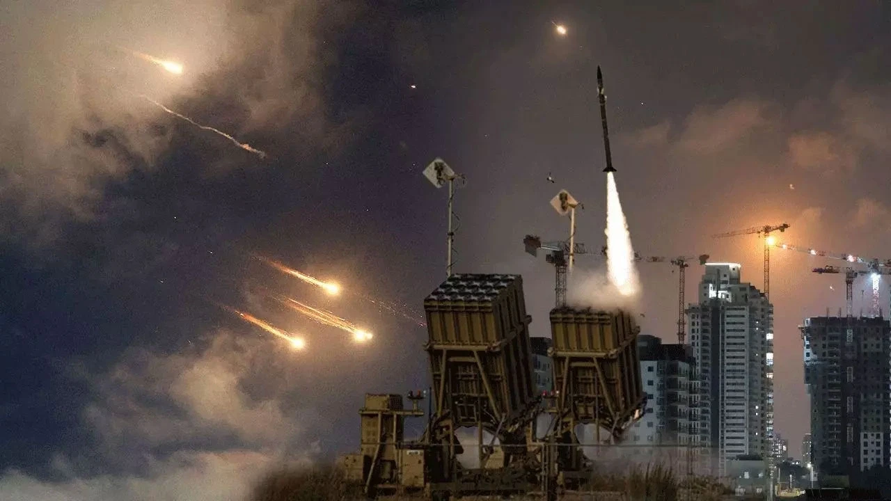 Tel Aviv alev alev! İran’dan İsrail’e nefes kesen misilleme