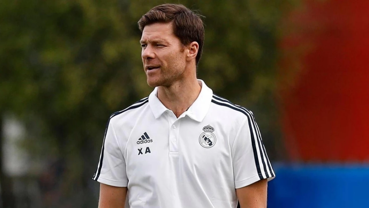 Xabi Alonso temizliğe başladı! Real Madrid'de üç yıldız gönderiliyor