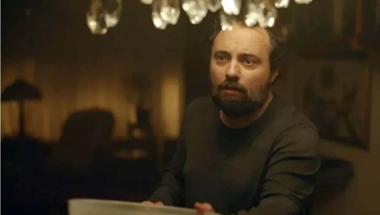 Ahmet Kürşat Öçalan kimdir, nereli, kaç yaşında? "Gibi" dizisindeki Ersoy karakteriyle nasıl ünlendi?