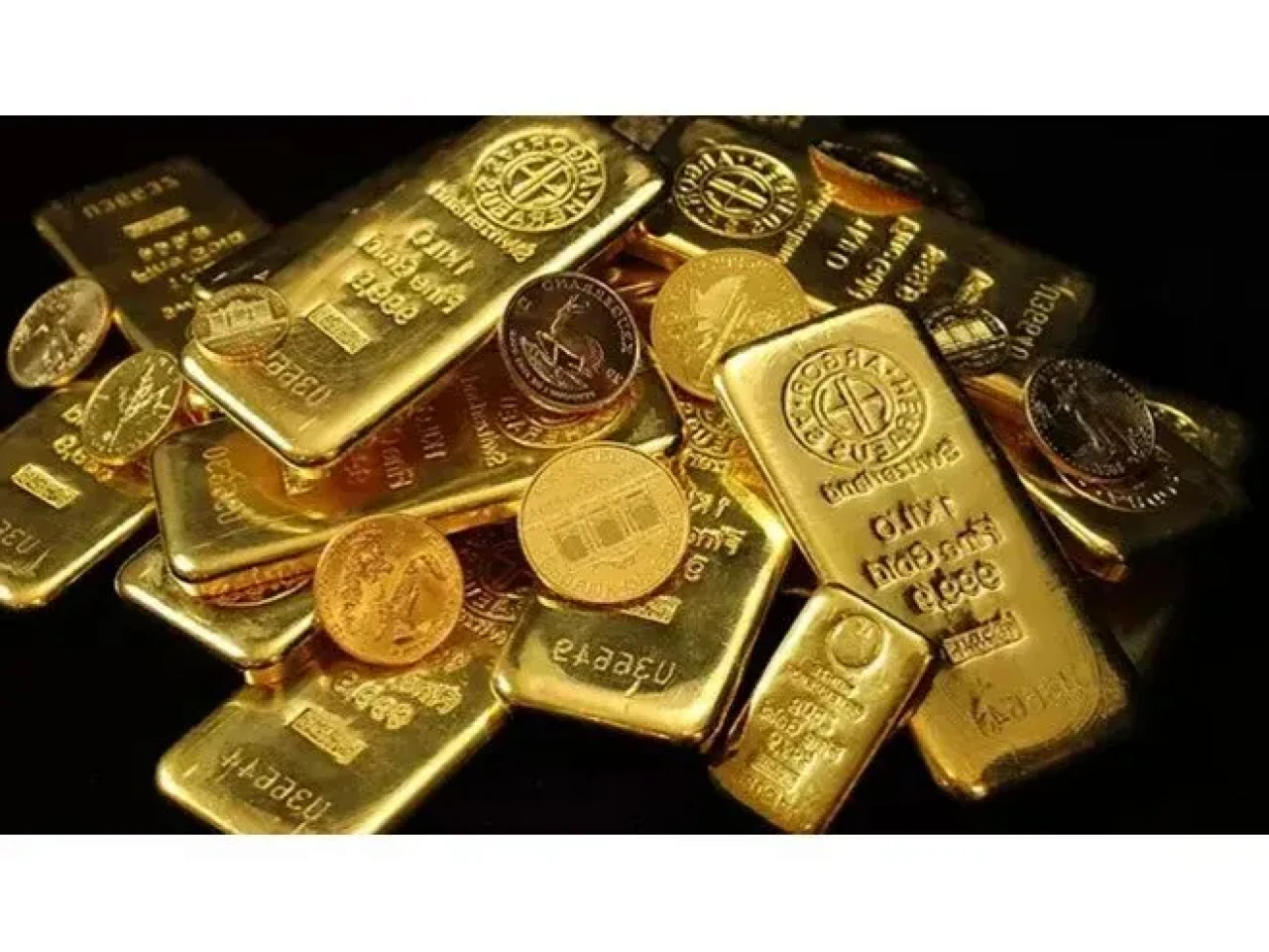 Altın fiyatları fırtına öncesi sessizlikte: Fed sabit tuttu, piyasalar beklemede