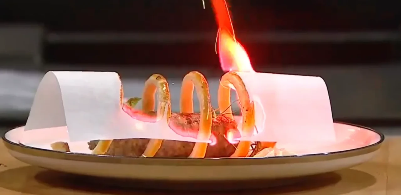 Alevli yemeği yapan Tunahan Yaykındağ Kimdir? MasterChef genç yıldızının hayatı merak konusu oldu