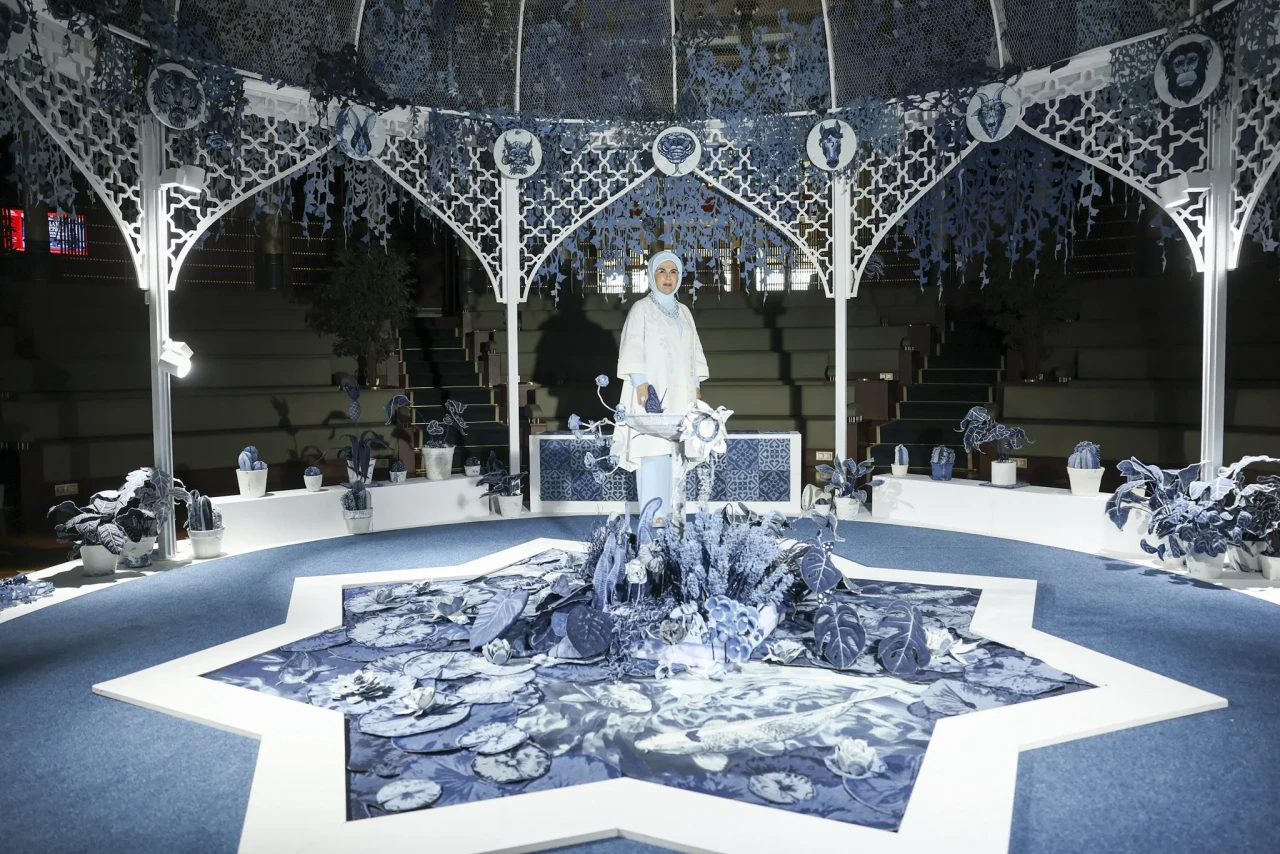 Emine Erdoğan: Unutulmuş denim kumaşlar geleceğe kök salmayı anlatıyor