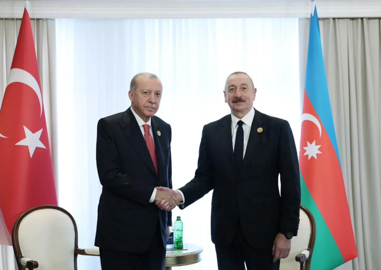 Cumhurbaşkanı Erdoğan Azerbaycan Cumhurbaşkanı Aliyev ile görüştü