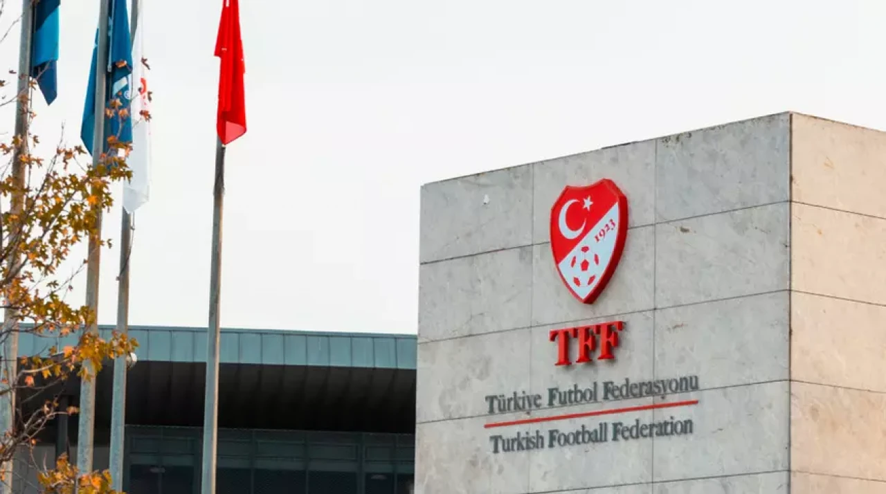 Tribünlere girişte yeni dönem: Çipli kimlikler bilet yerine geçecek