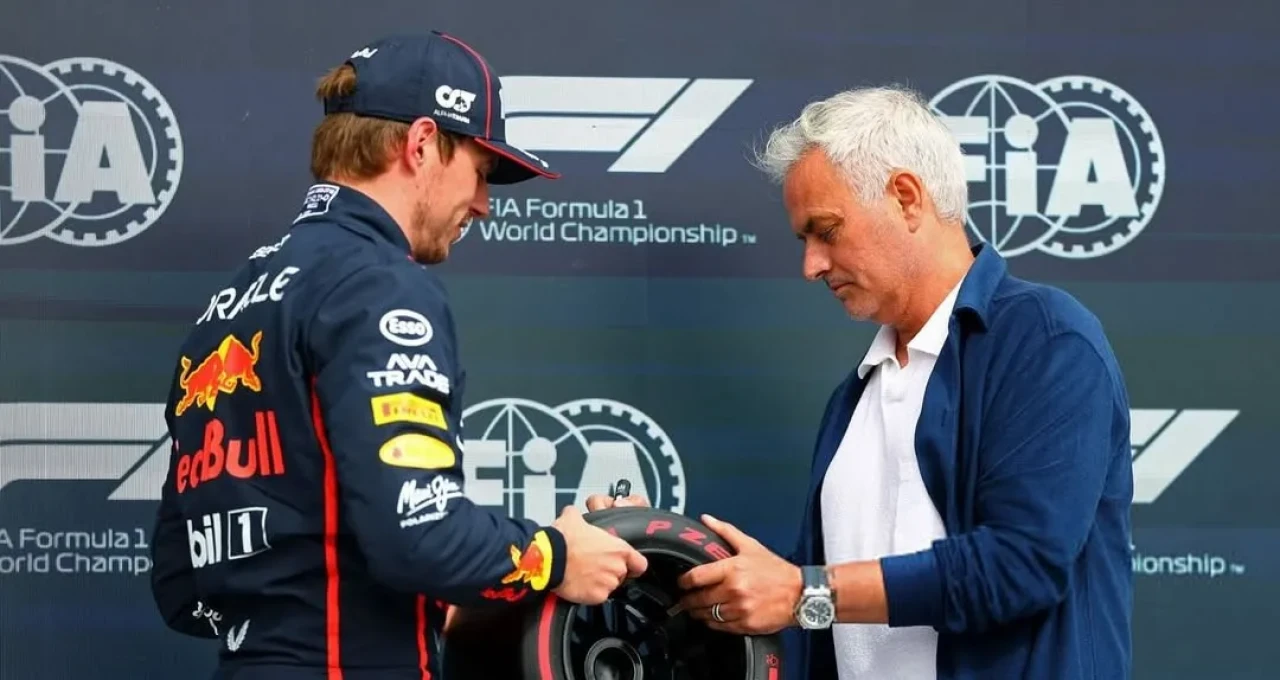 Britanya GP’ye Verstappen Damgası: Mourinho Pole Ödülünü Verdi