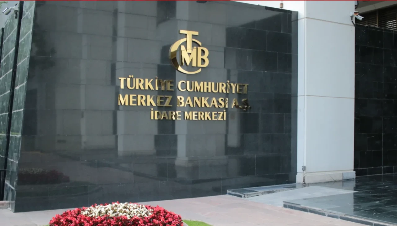 Kredi kartı faizlerine indirim! Merkez Bankası yeni oranları açıkladı