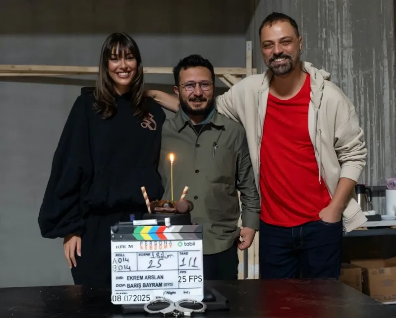 TRT tabii’nin yeni dizisi “Persona” ne anlatıyor? Çekimler dev platoda başladı