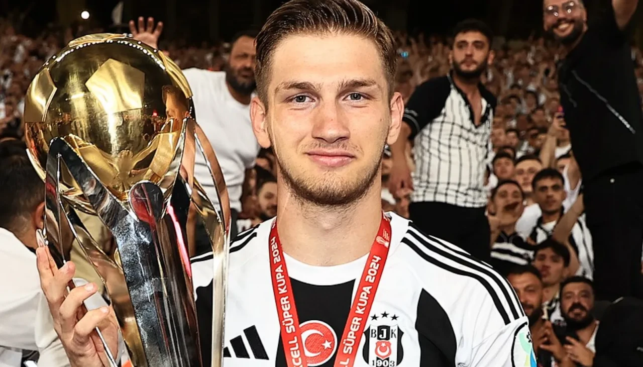 Beşiktaş, Semih Kılıçsoy’un Cagliari’ye transferini resmen açıkladı!